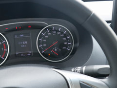 2019款  2.0T汽油两驱精英型国VI大双4C20B