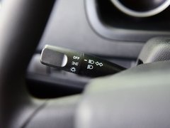 2019款 1.5L标准型国V 5/6座4G15S