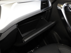2019款 升级版 1.5L 手动精英型