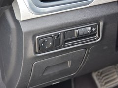 2019款 升级版 1.5L CVT尊贵型