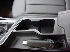 2019款 升级版 1.5L CVT尊贵型