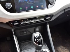2019款 升级版 1.5L CVT尊贵型