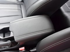 2019款 升级版 1.5L CVT尊贵型