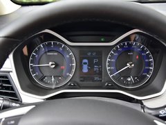 2019款 升级版 1.5L CVT尊贵型