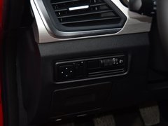 2019款 升级版 1.5L CVT尊贵型