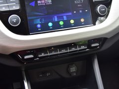 2019款 升级版 1.5L CVT尊贵型