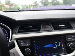2019款 升级版 1.5L CVT尊贵型