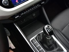 2019款 升级版 1.5L CVT尊贵型