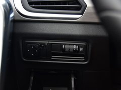 2019款 升级版 1.5L CVT尊贵型