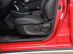 2019款 升级版 1.5L CVT尊贵型