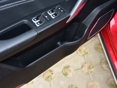 2019款 升级版 1.5L CVT尊贵型