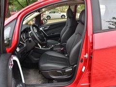 2019款 升级版 1.5L CVT尊贵型