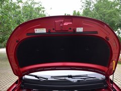 2019款 升级版 1.5L CVT尊贵型