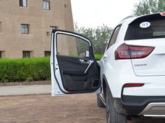 2019款 升级版 1.5L CVT尊贵型