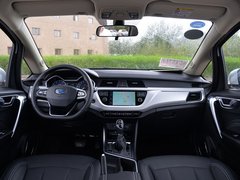 2019款 升级版 1.5L CVT尊贵型