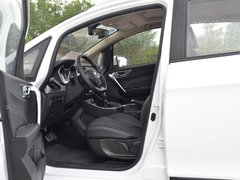 2019款 升级版 1.5L CVT尊贵型