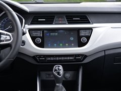 2019款 升级版 1.5L CVT尊贵型