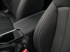 2019款 升级版 1.5L CVT尊贵型