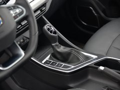 2019款 升级版 1.5L CVT尊贵型