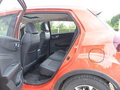 2019款 升级版 1.5L CVT尊贵型