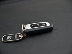 2019款 升级版 1.5L CVT尊贵型