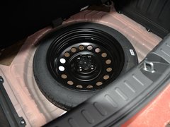 2019款 升级版 1.5L CVT尊贵型