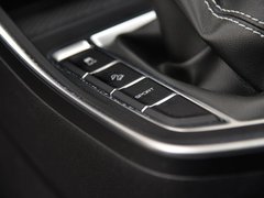 2019款 升级版 1.5L CVT尊贵型