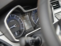 2019款 升级版 1.5L CVT尊贵型