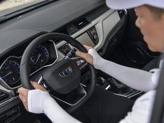 2019款 升级版 1.5L CVT尊贵型