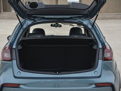 2019款 升级版 1.5L CVT尊贵型