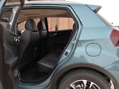 2019款 升级版 1.5L CVT尊贵型