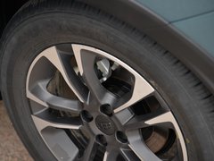 2019款 升级版 1.5L CVT尊贵型