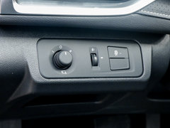 2019款 1.5T 自动豪华版 国VI