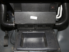2019款 1.5T 三角门 国VI