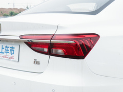 2020款 PLUS 1.6L 手动4G互联荣耀豪华版