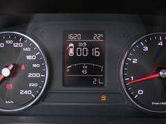 2020款 PLUS 1.6L 手动4G互联荣耀豪华版