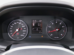 2020款 PLUS 1.6L 手动4G互联荣耀豪华版