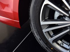 2020款 PLUS 1.6L CVT 4G互联荣耀旗舰版