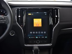 2020款 PLUS 1.6L CVT 4G互联荣耀旗舰版