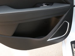 2019款 领军版 1.5L 手动向上互联型 国VI