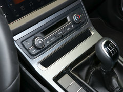 2019款 领军版 1.5L 手动向上互联型 国VI