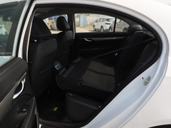 2019款 领军版 1.5L CVT豪华型 国VI