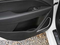 2019款 领军版 1.5L CVT尊贵型 国VI