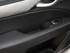2019款 领军版 1.5L CVT尊贵型 国VI