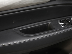 2019款 领军版 1.5L CVT尊贵型 国VI