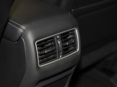 2018款 2.0T 豪华运动版 国VI