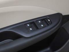 2019款 15T 双离合互联精英型 国VI