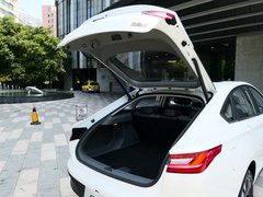 2019款 1.5T CVT 24小时在线豪华型