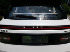 2019款 1.5T CVT 24小时在线尊贵型 6座