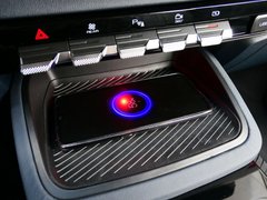2019款 1.5T CVT 24小时在线尊贵型 6座